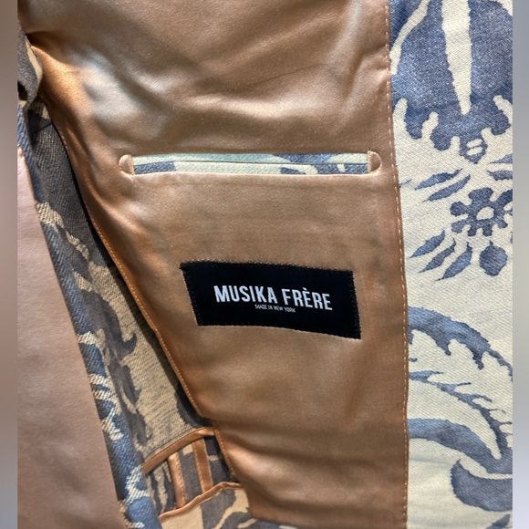 MUSIKA FRÈRE - Floral (Damask) Print Blazer - Picture 5 of 11